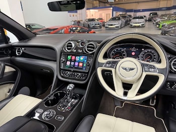 Used Bentley Bentayga 2018 for sale - 75634107: Photo