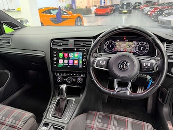 Used Volkswagen Golf 2019 for sale - 76560186: Photo