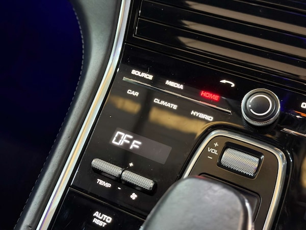 Used Porsche Panamera 2017 for sale - 76144443: Photo 57