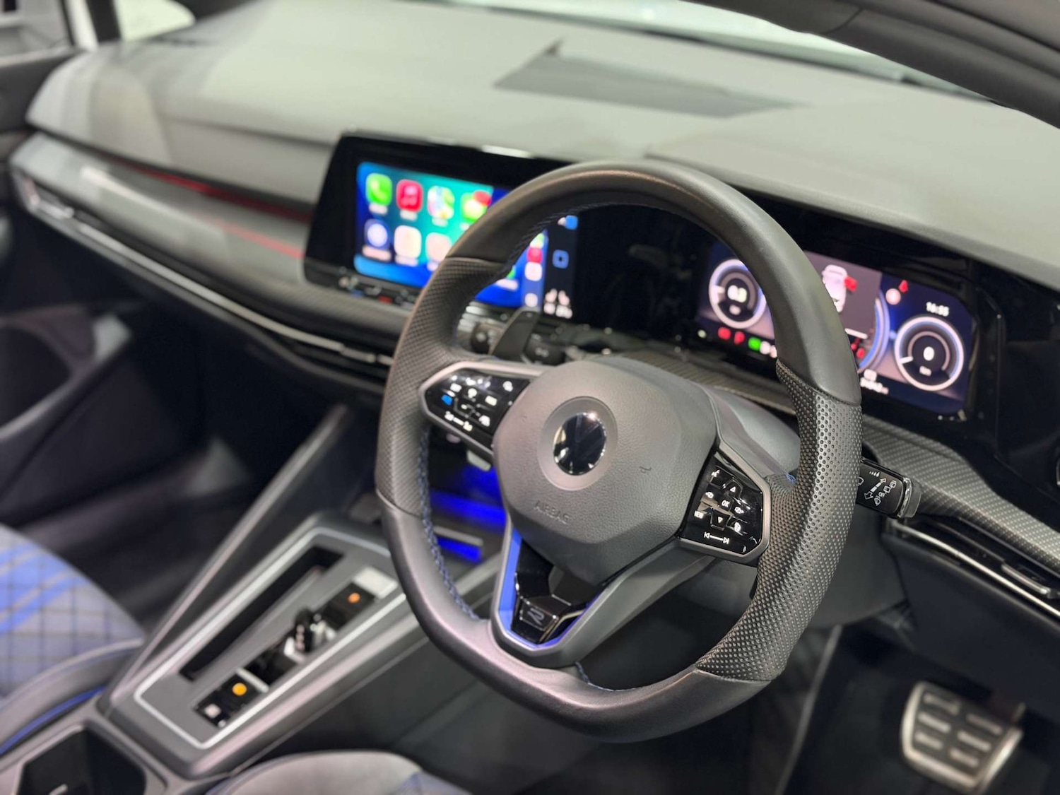 Used Volkswagen Golf 2022 for sale - 77022577: Photo 2