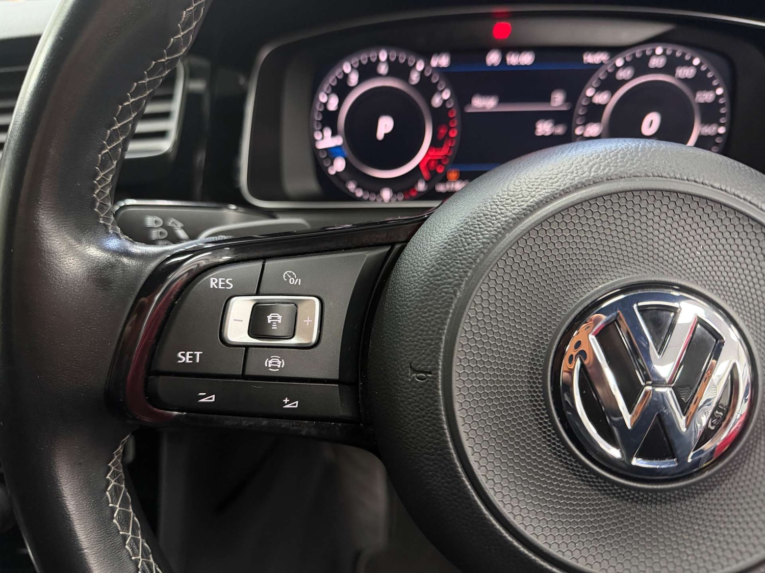 Used Volkswagen Golf 2019 for sale - 76863460: Photo 27