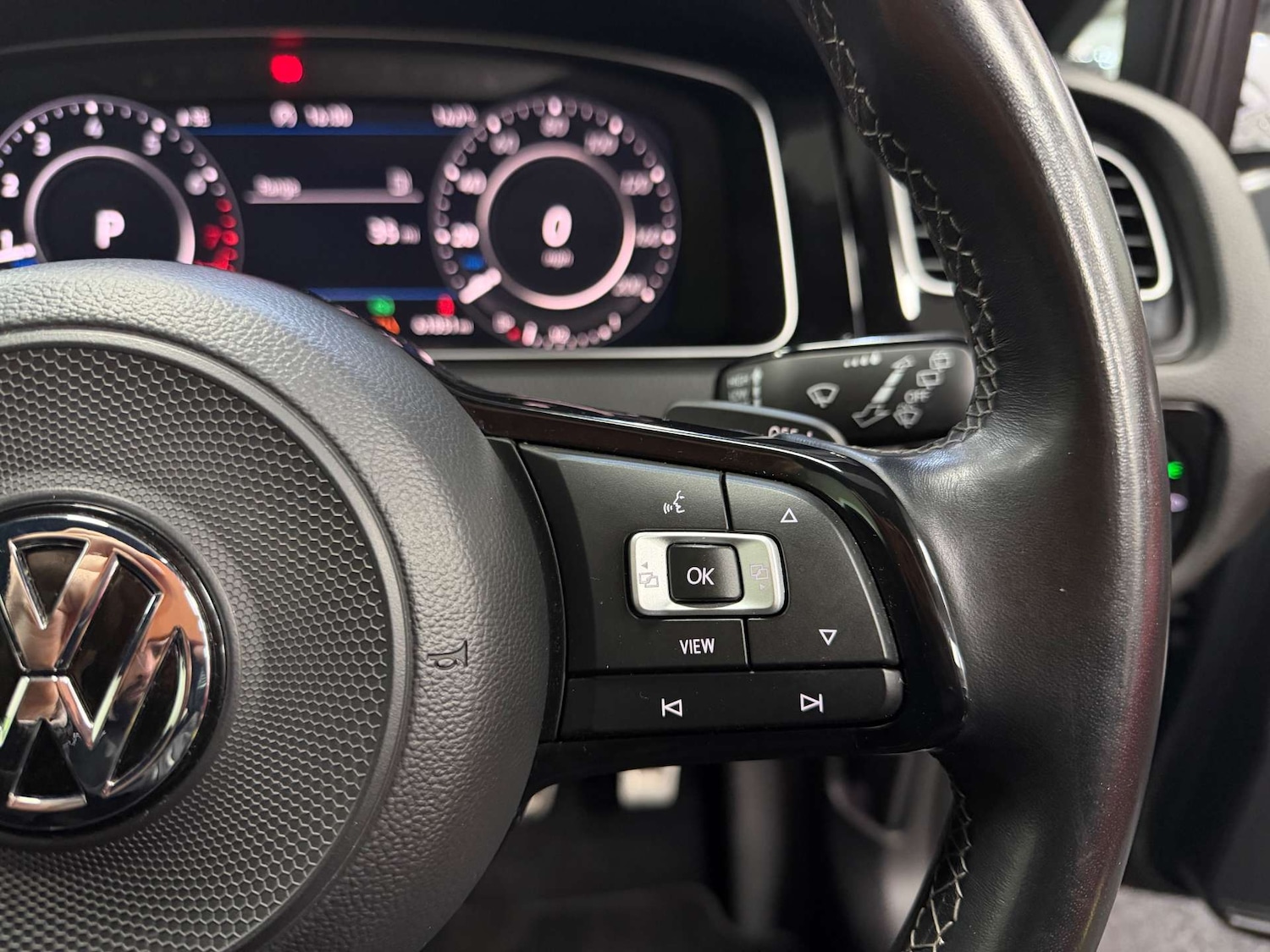 Used Volkswagen Golf 2019 for sale - 76863460: Photo 28