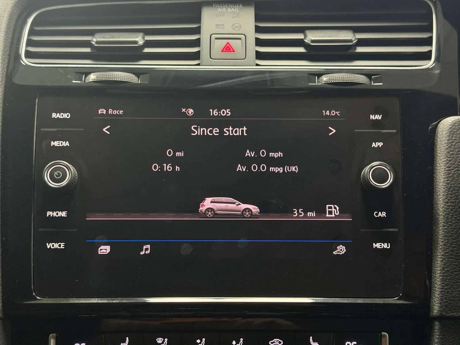 Used Volkswagen Golf 2019 for sale - 76863460: Photo 39