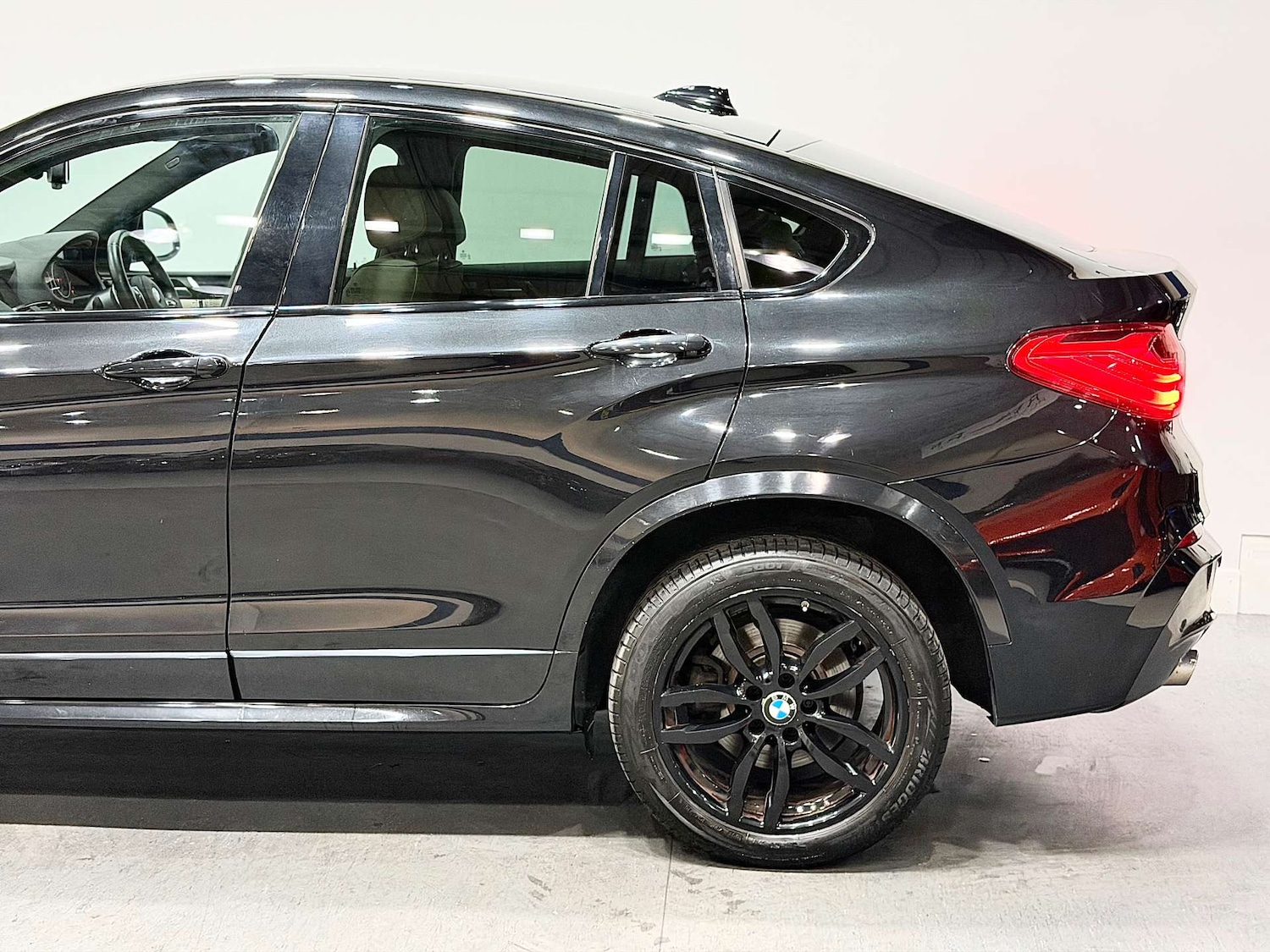 Used BMW X4 2017 for sale - 76726109: Photo 19