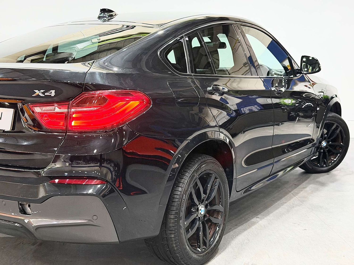 Used BMW X4 2017 for sale - 76726109: Photo 26