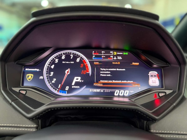 Used Lamborghini Huracan 2017 for sale - 76198695: Photo 36