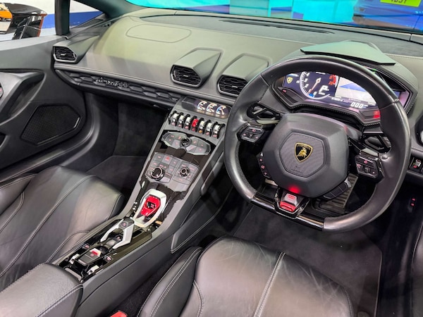 Used Lamborghini Huracan 2017 for sale - 76198695: Photo 53