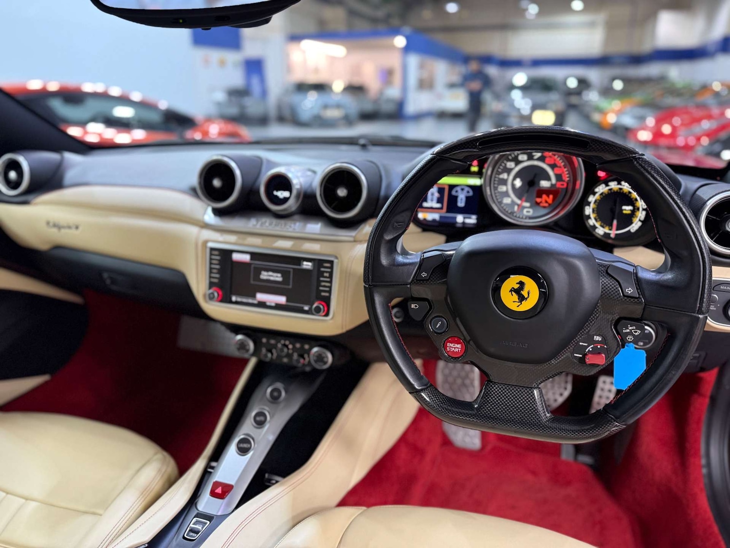 Used Ferrari California 2018 for sale - 76601777: Photo 2