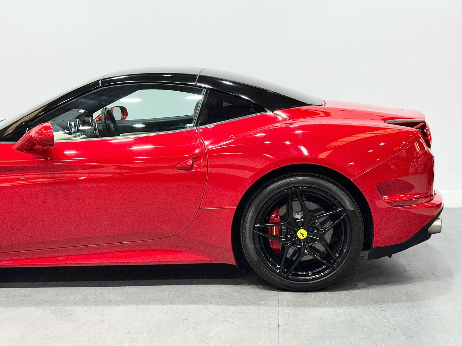 Used Ferrari California 2018 for sale - 76601777: Photo 25