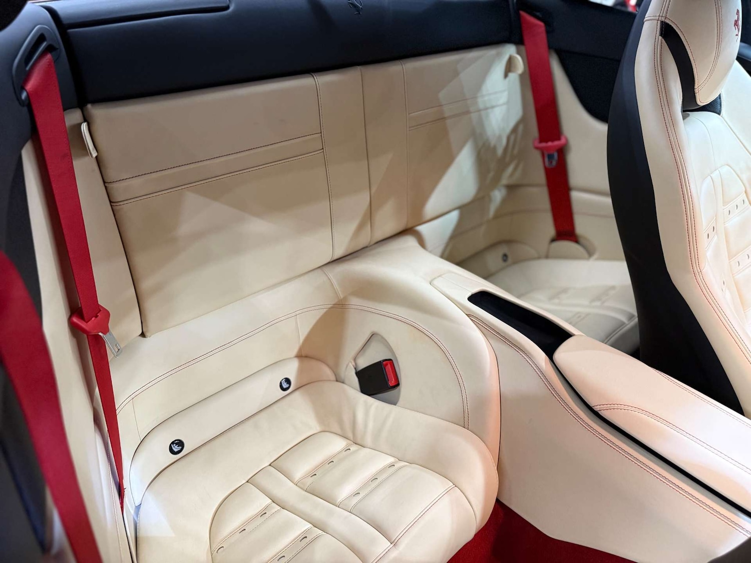 Used Ferrari California 2018 for sale - 76601777: Photo 53