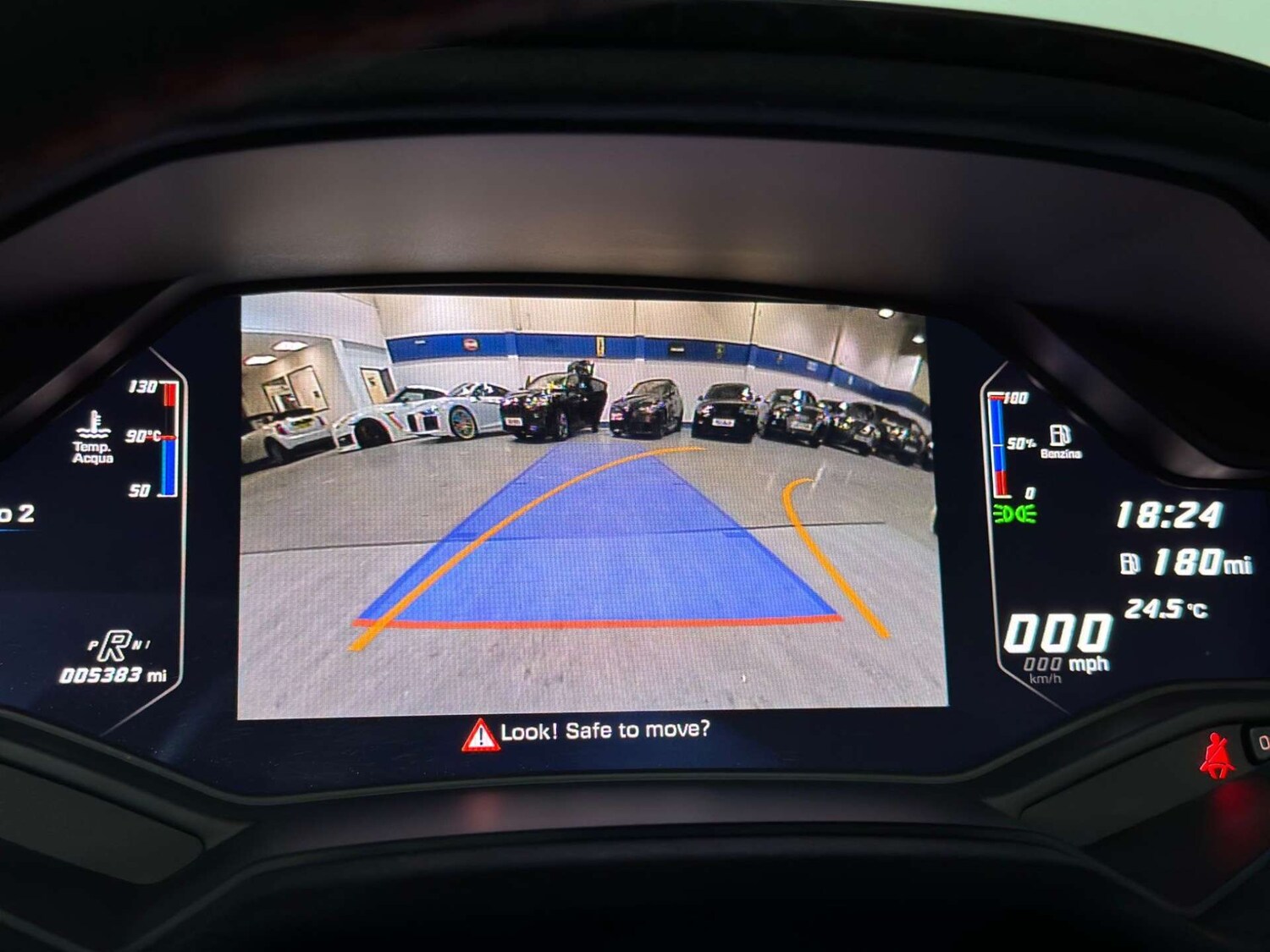 Used Lamborghini Huracan 2019 for sale - 76363665: Photo 24