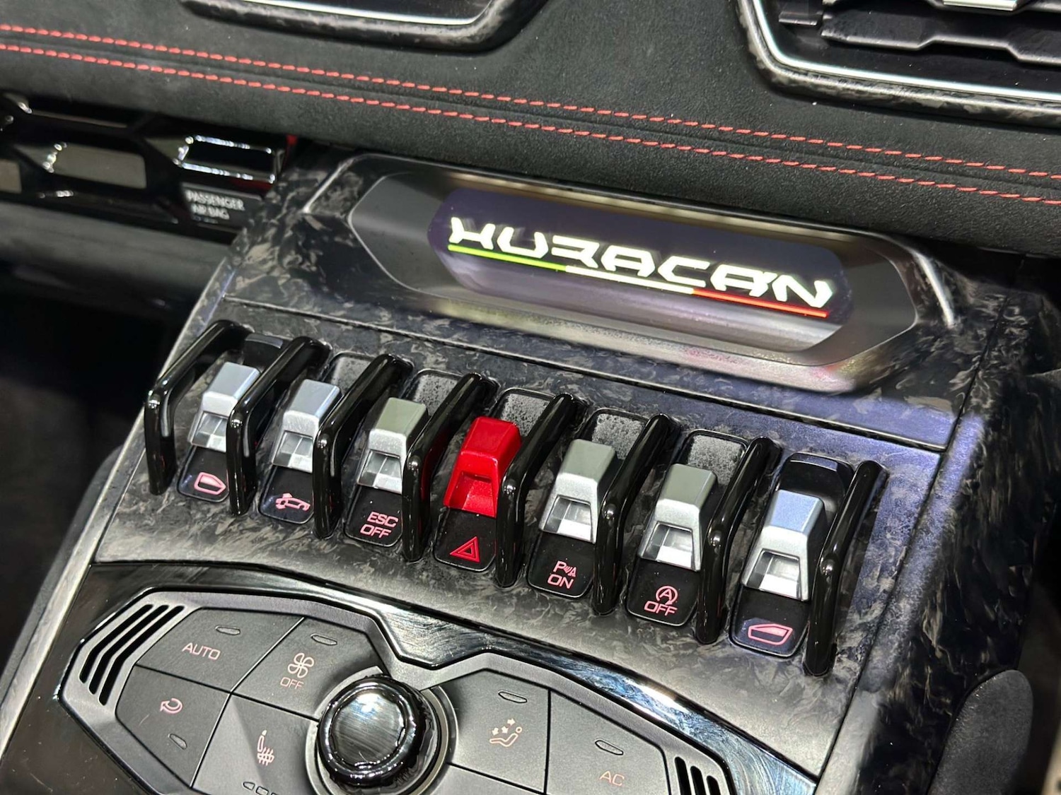 Used Lamborghini Huracan 2019 for sale - 76363665: Photo 28