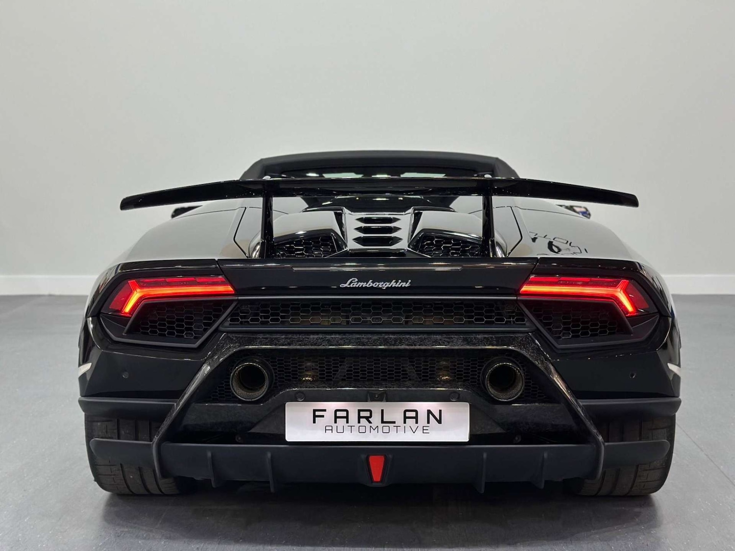 Used Lamborghini Huracan 2019 for sale - 76363665: Photo 60