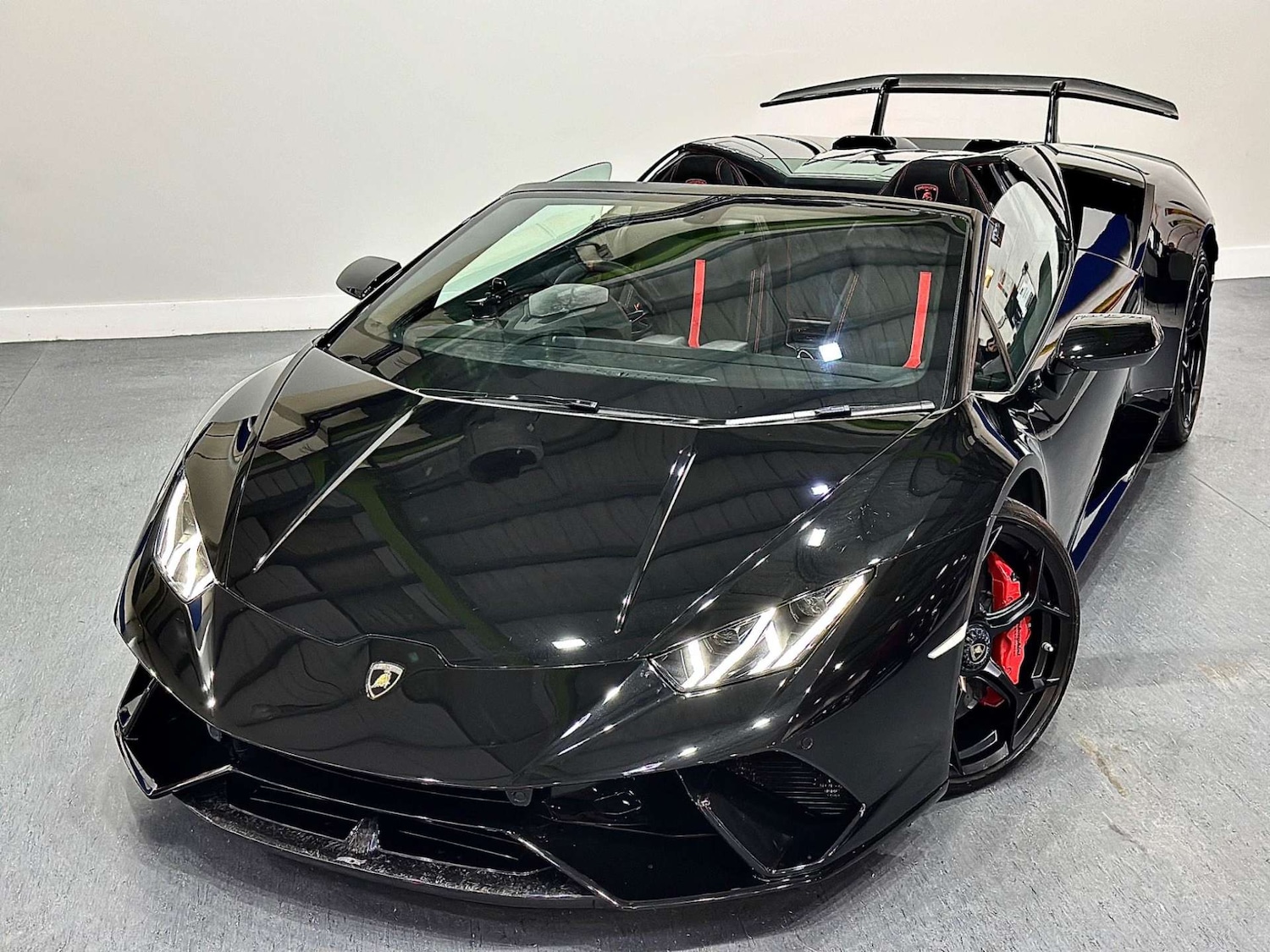 Used Lamborghini Huracan 2019 for sale - 76363665: Photo 69