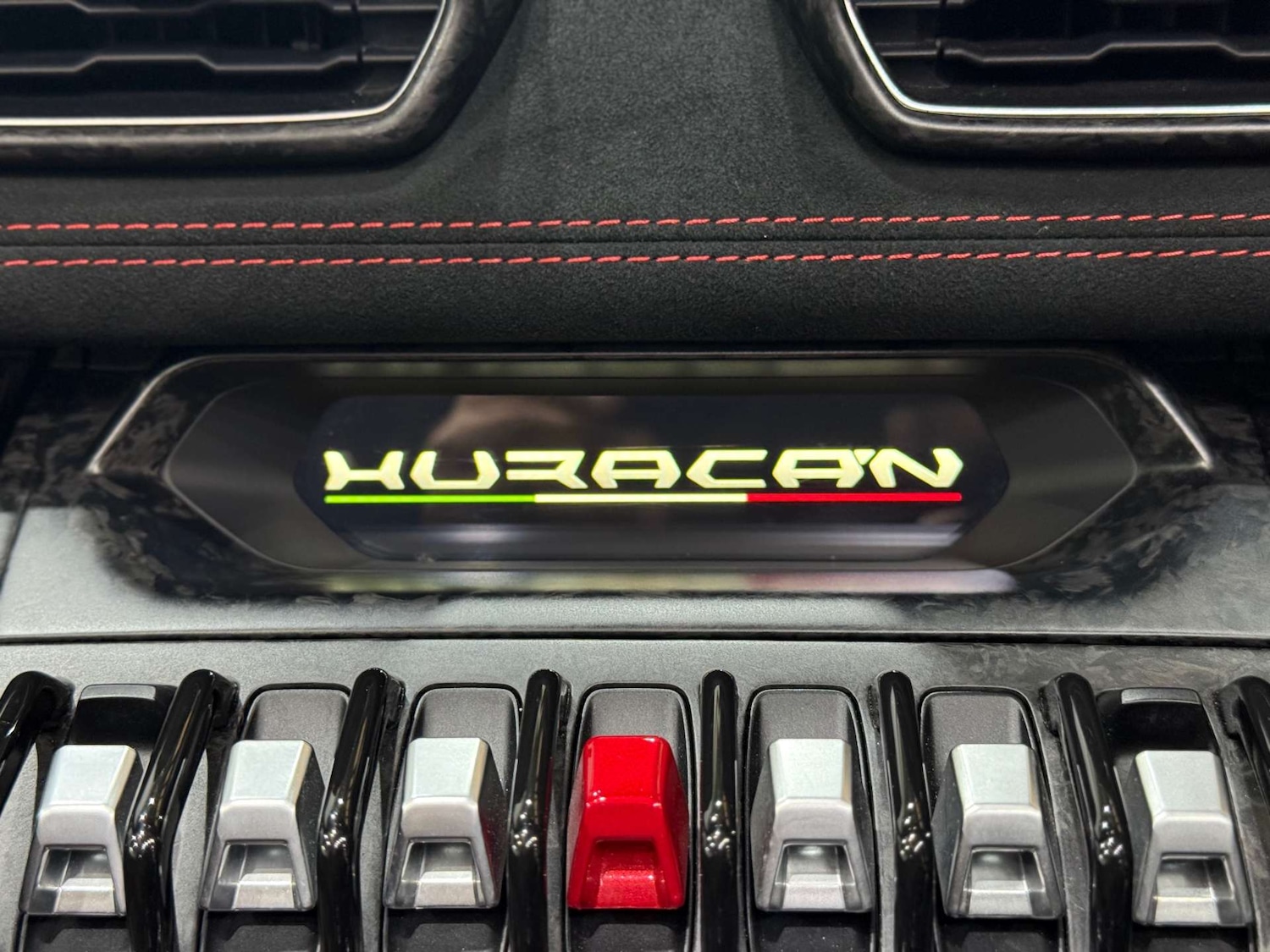 Used Lamborghini Huracan 2019 for sale - 76363665: Photo 85