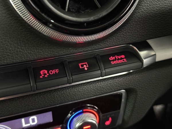 Used Audi A3 2013 for sale - 76017963: Photo 46