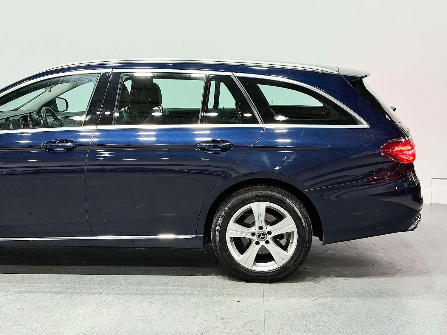 Used Mercedes-Benz E Class 2018 for sale - 76686694: Photo 16