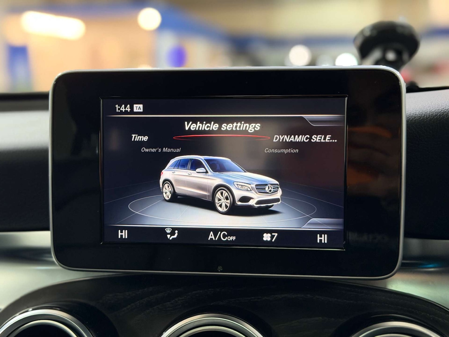 Used Mercedes-Benz GLC 2017 for sale - 76694802: Photo 34