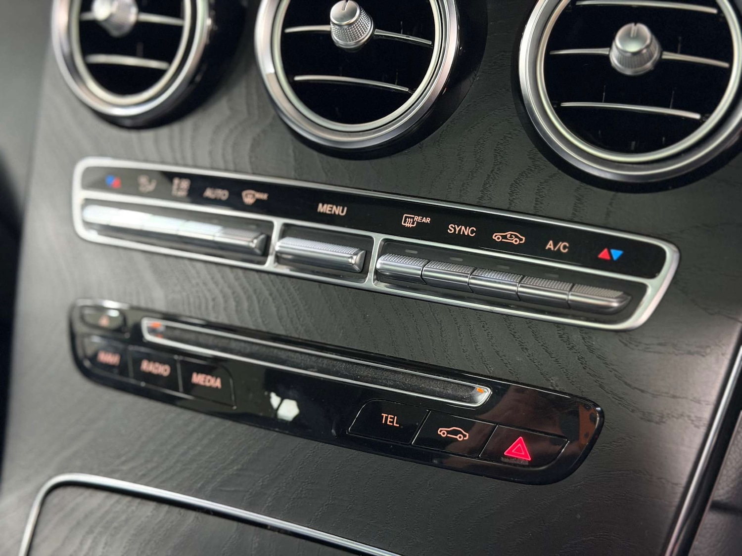 Used Mercedes-Benz GLC 2017 for sale - 76694802: Photo 47