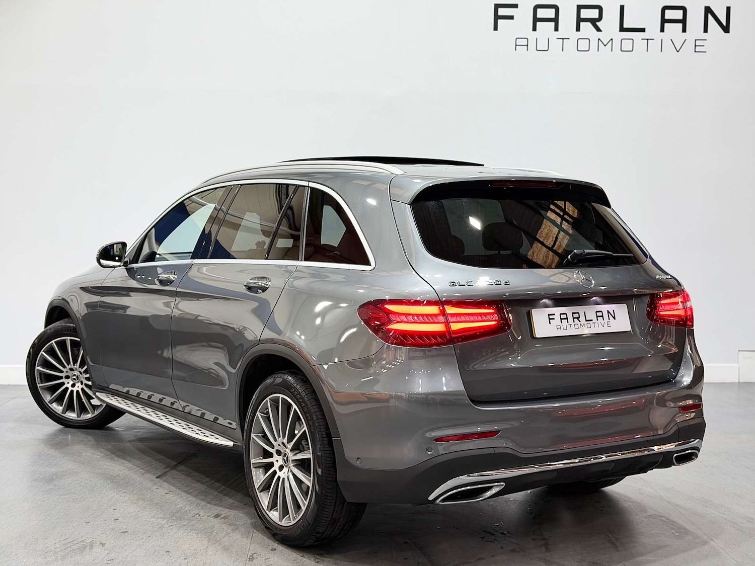 Used Mercedes-Benz GLC 2017 for sale - 76694802: Photo 5