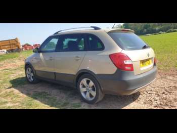 Used Skoda Fabia 2011 for sale - 75032349: Photo