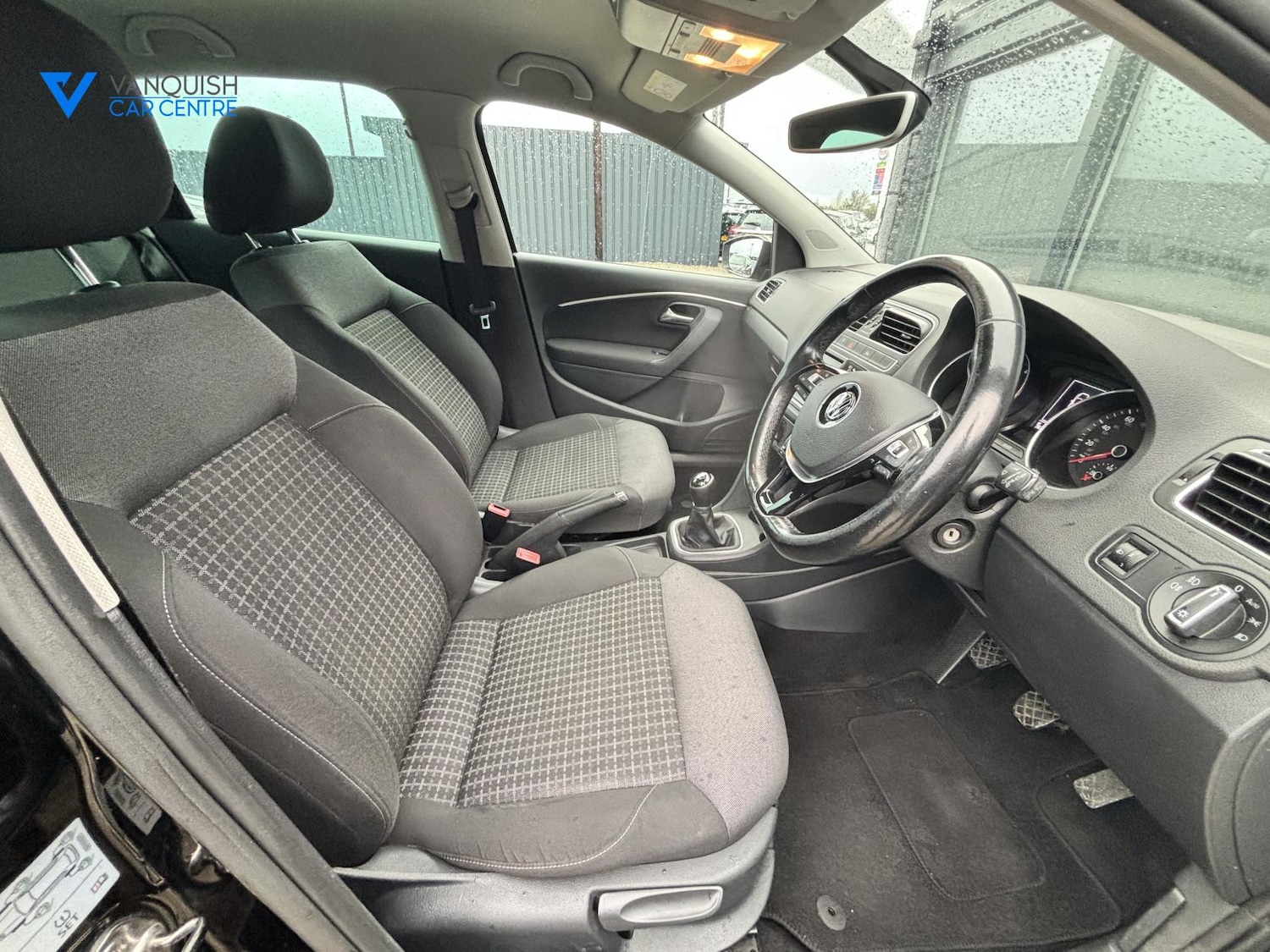 Used Volkswagen Polo 2017 for sale - 76882177: Photo 32