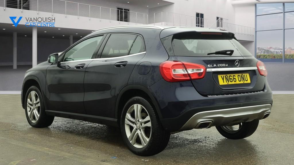 Used Mercedes-Benz GLA 2016 for sale - 77248159: Photo 3