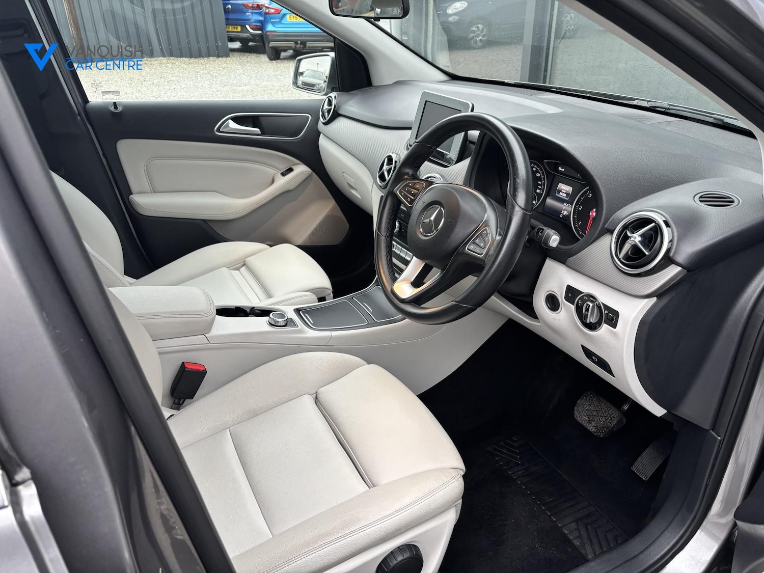 Used Mercedes-Benz B Class 2016 for sale - 76616106: Photo 4