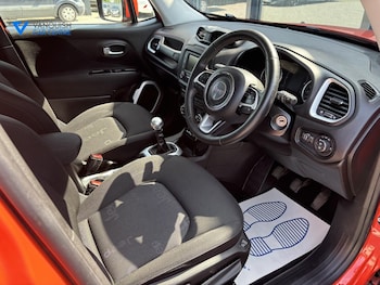 Used Jeep Renegade 2016 for sale - 79021390: Photo
