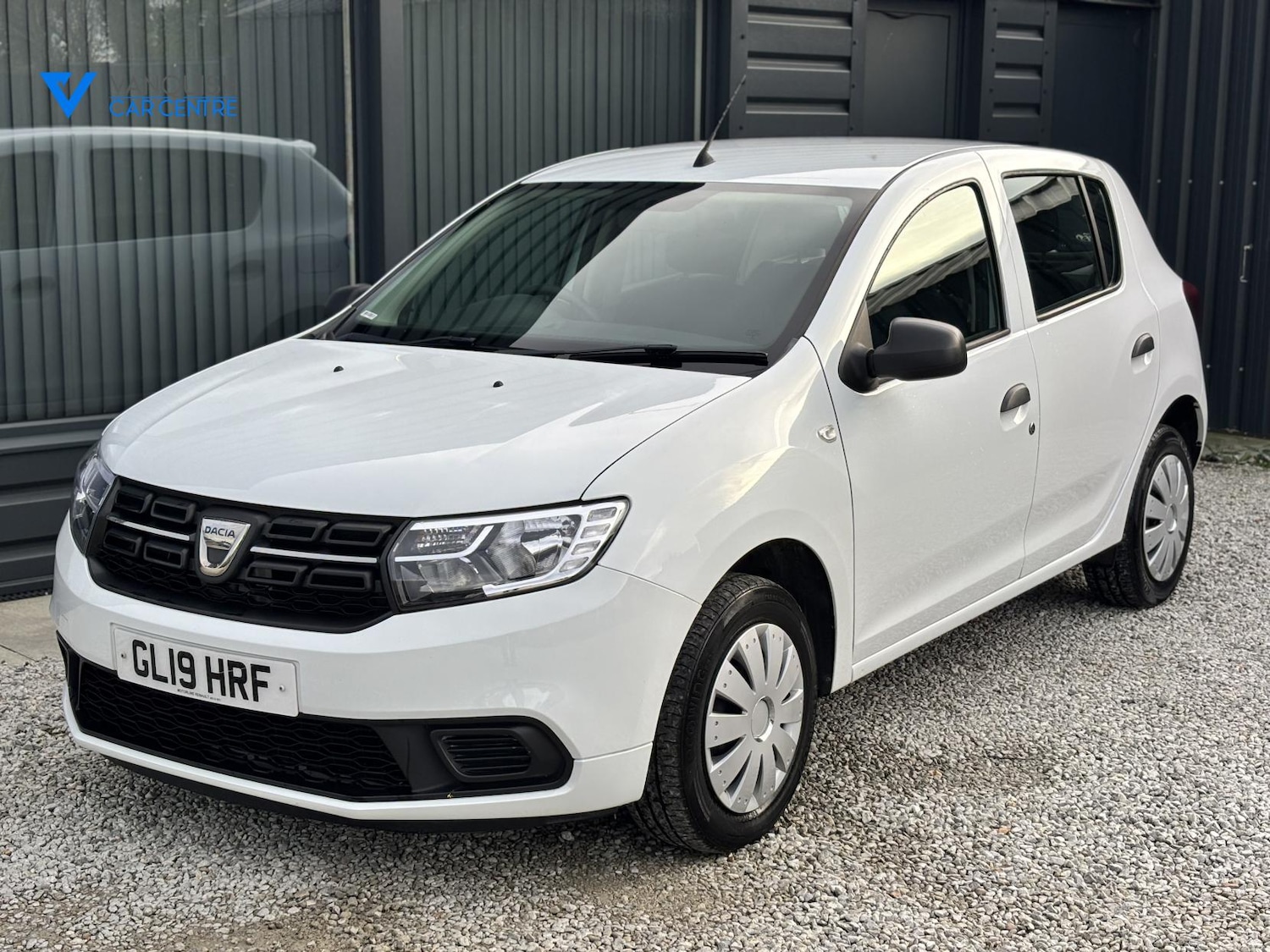 Used Dacia Sandero 2019 for sale - 76616120: Photo 1