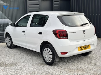 Used Dacia Sandero 2019 for sale - 76616120: Photo