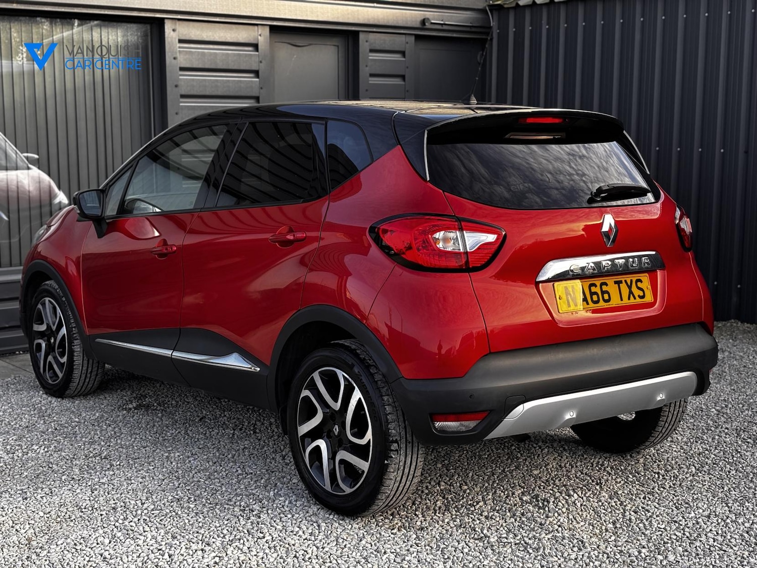 Used Renault Captur 2016 for sale - 77718217: Photo 3