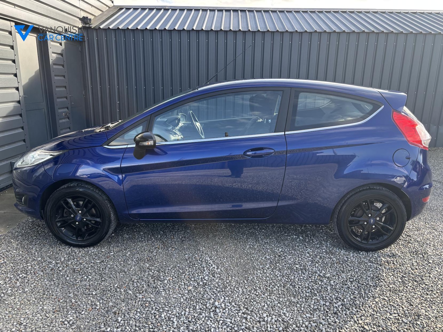 Used Ford Fiesta 2017 for sale - 76616107: Photo 8
