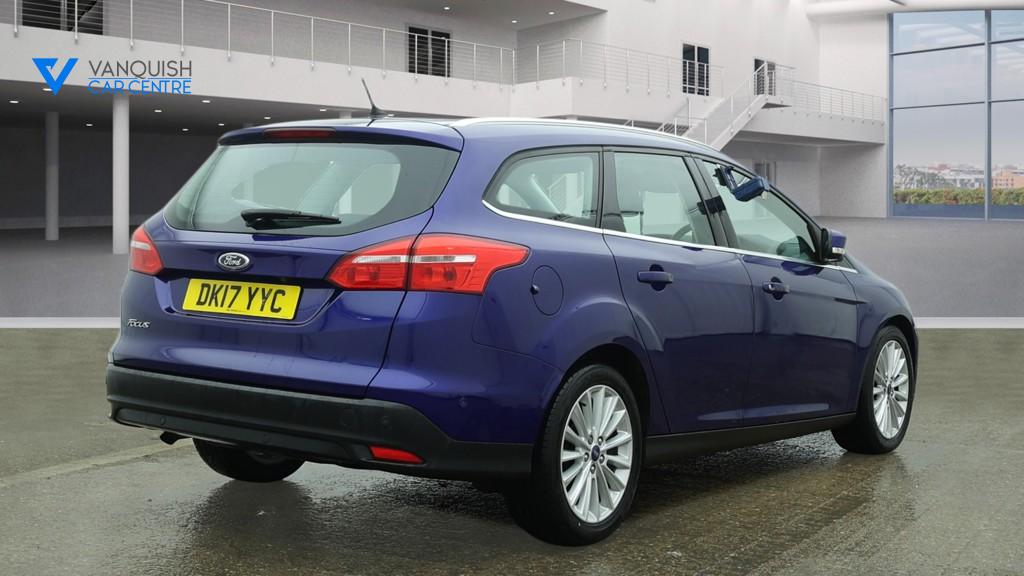 Used Ford Focus 2017 for sale - 77837375: Photo 4