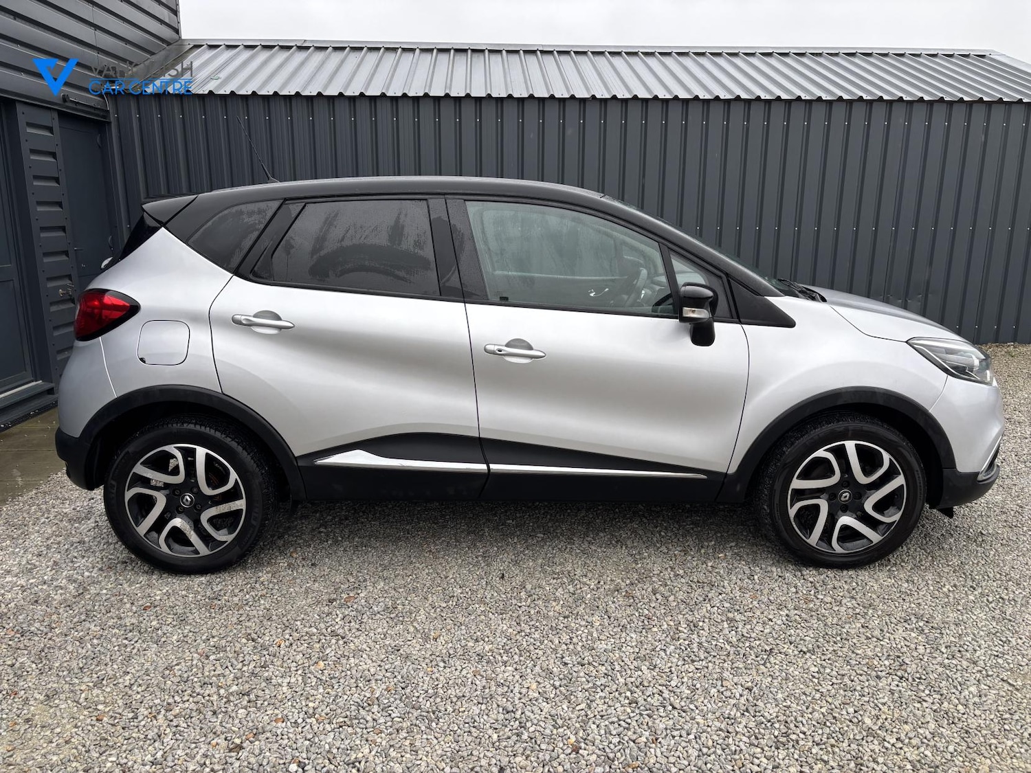 Used Renault Captur 2017 for sale - 76616125: Photo 10