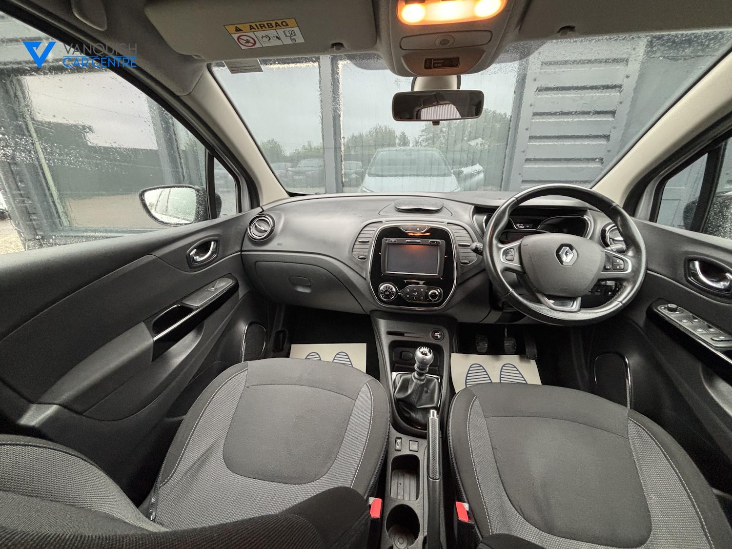 Used Renault Captur 2017 for sale - 76616125: Photo 13