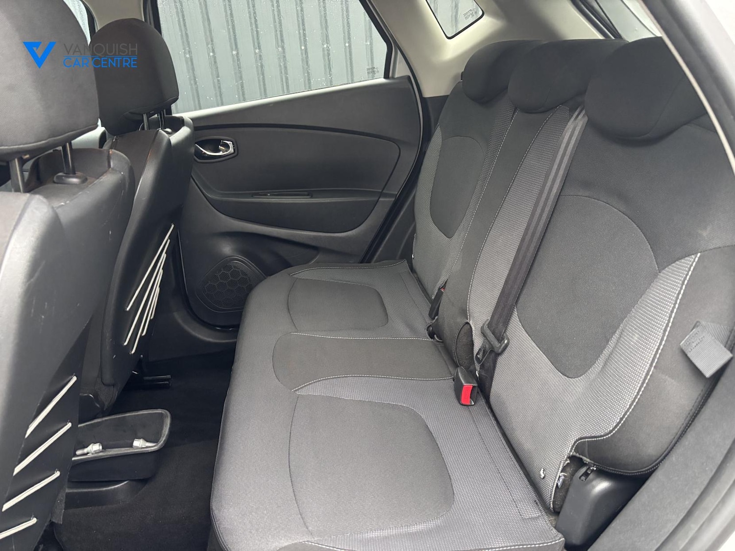 Used Renault Captur 2017 for sale - 76616125: Photo 25