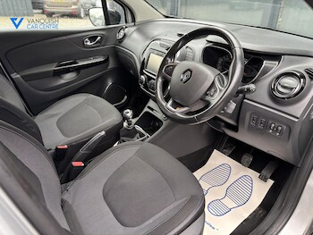 Used Renault Captur 2017 for sale - 76616125: Photo