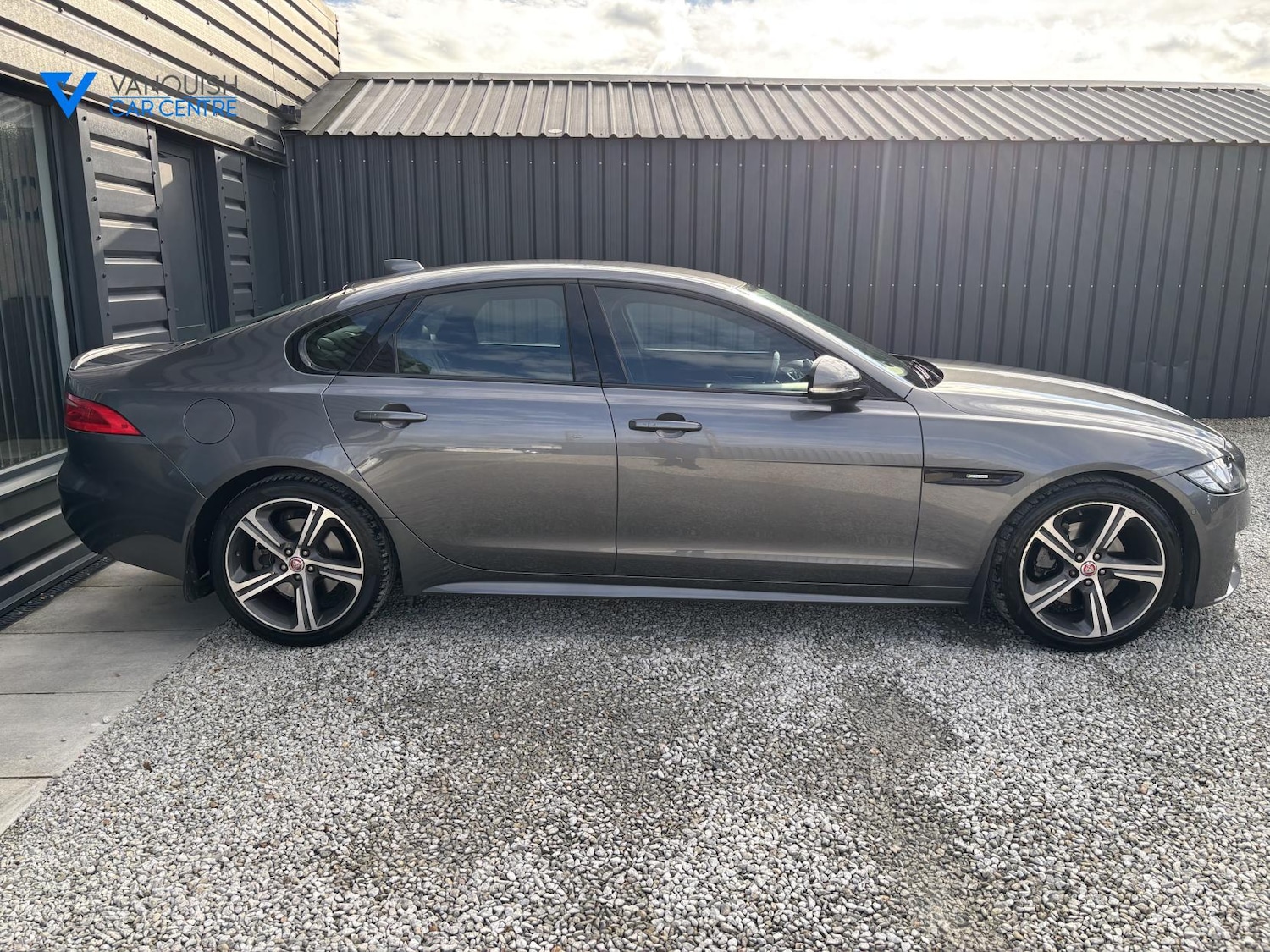 Used Jaguar XF 2015 for sale - 76616119: Photo 10