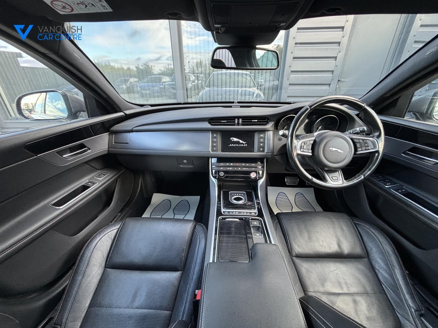 Used Jaguar XF 2015 for sale - 76616119: Photo 16