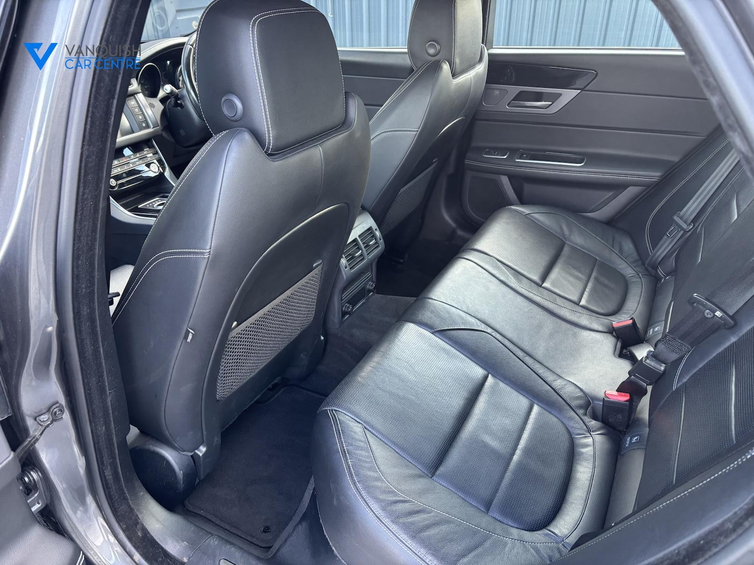 Used Jaguar XF 2015 for sale - 76616119: Photo 30