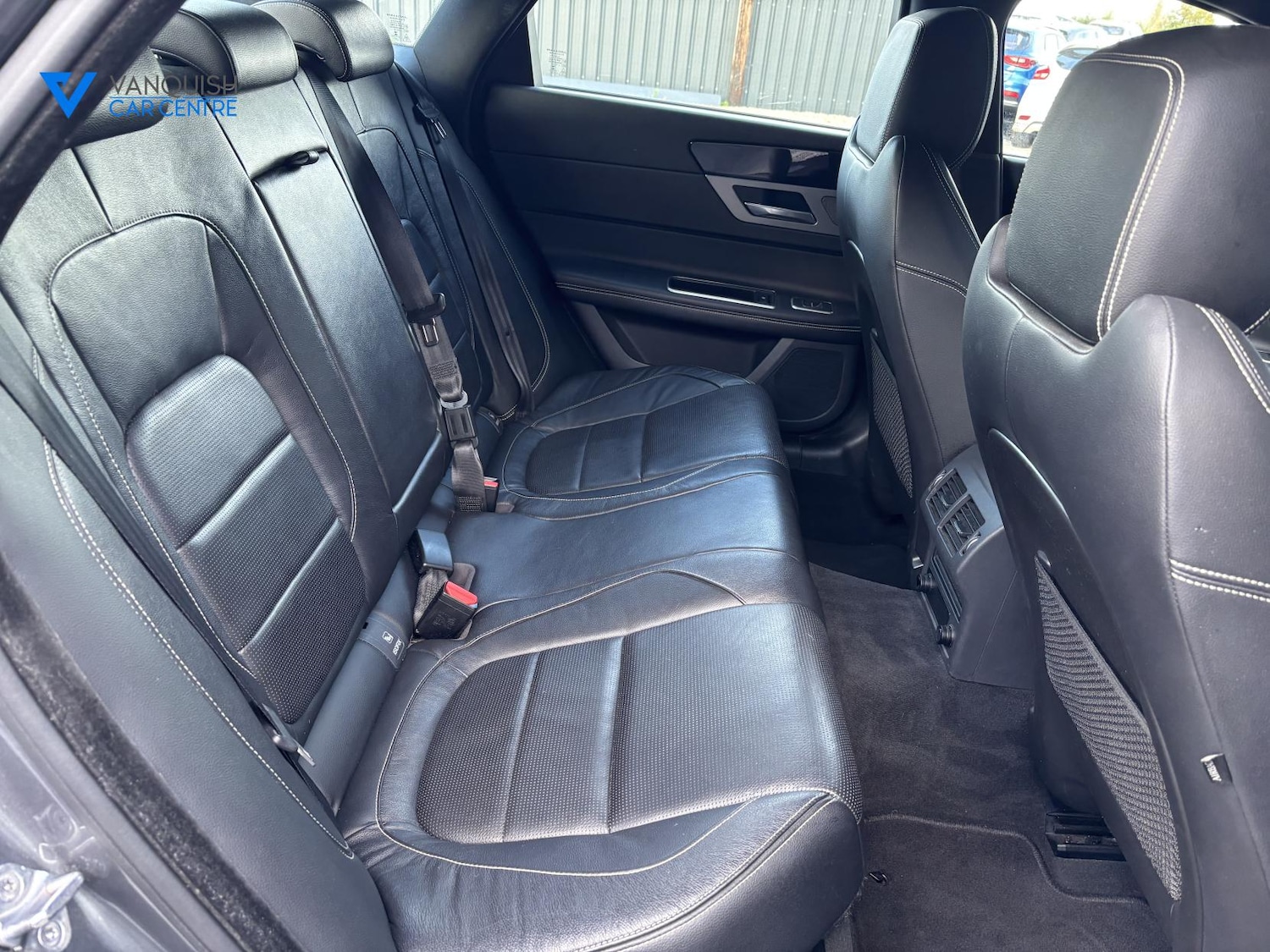 Used Jaguar XF 2015 for sale - 76616119: Photo 32