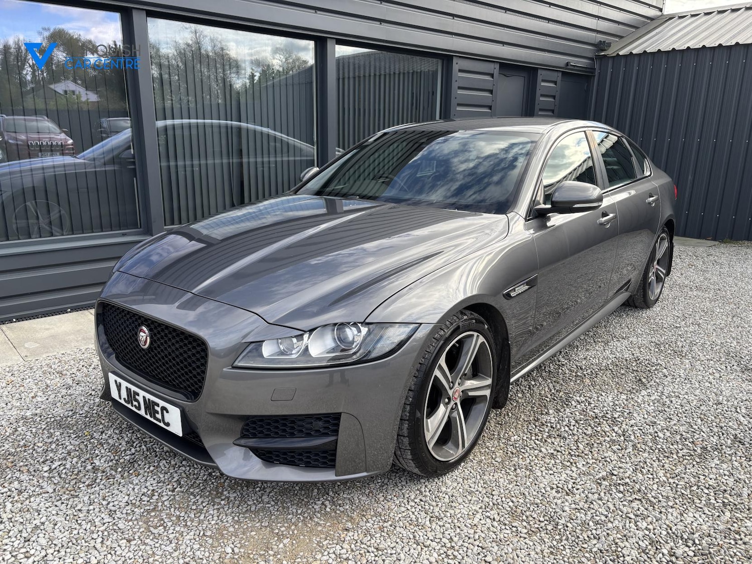Used Jaguar XF 2015 for sale - 76616119: Photo 5