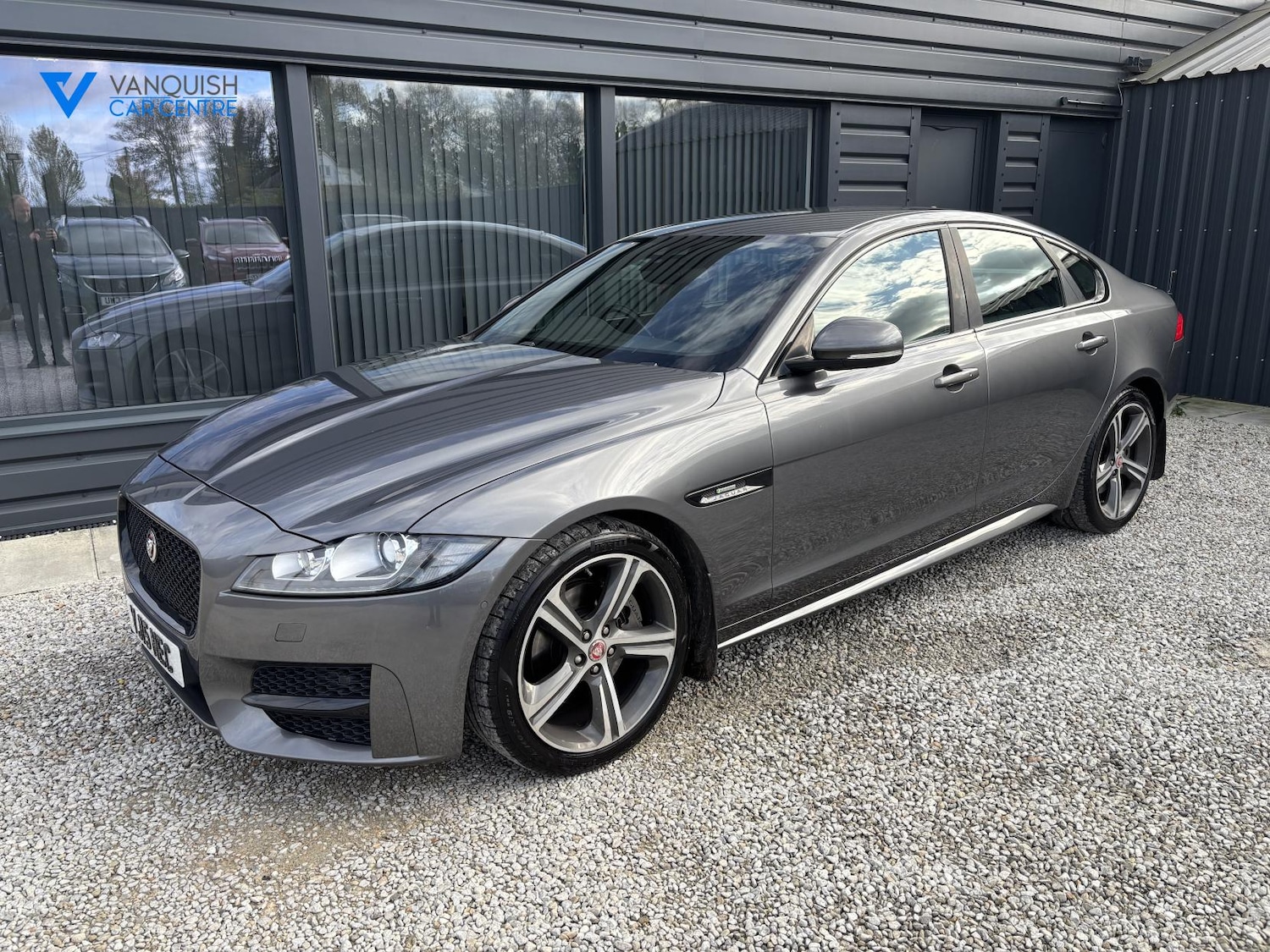 Used Jaguar XF 2015 for sale - 76616119: Photo 6