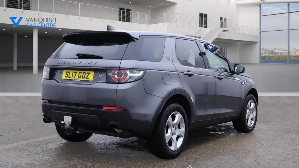 Used Land Rover Discovery Sport 2017 for sale - 76741853: Photo 2