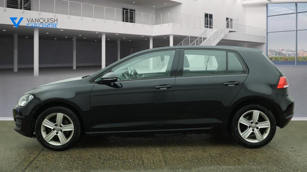 Used Volkswagen Golf 2017 for sale - 77918179: Photo 6