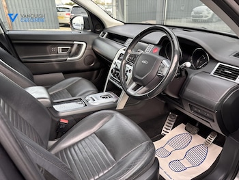 Used Land Rover Discovery Sport 2016 for sale - 77570250: Photo