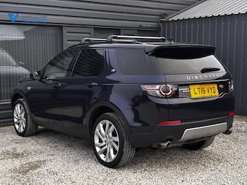 Used Land Rover Discovery Sport 2016 for sale - 77682231: Photo