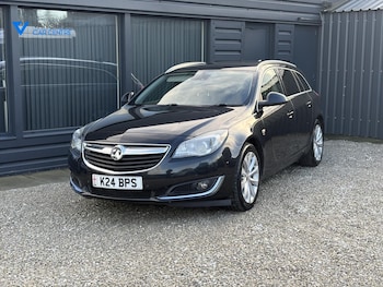 Vauxhall - Insignia