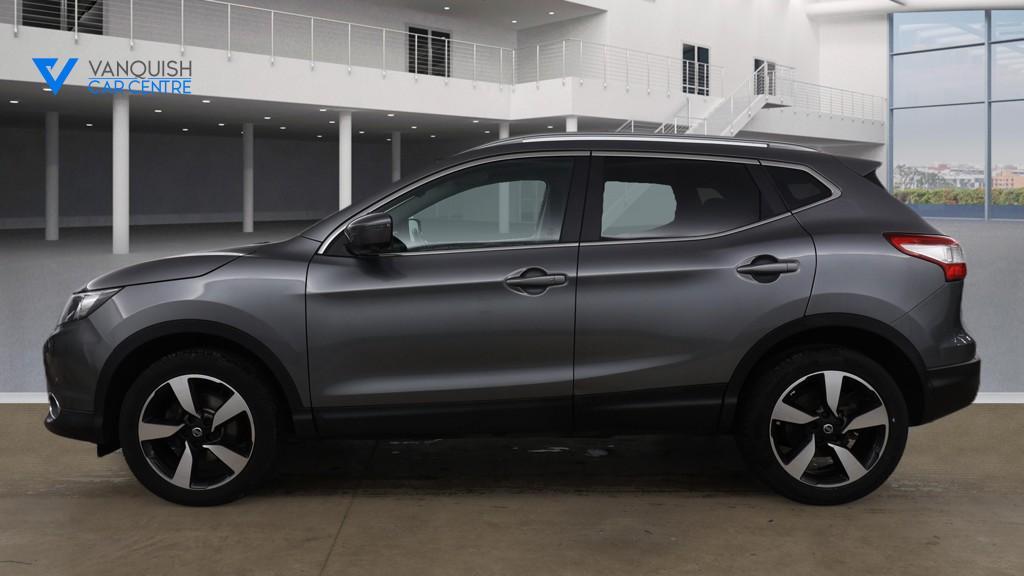 Used Nissan Qashqai 2017 for sale - 77141001: Photo 6